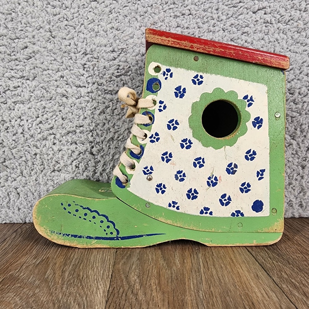Vintage Learn to Tie Shoes Toy‎ Nursery Rhyme Decor Folk Art Old Woman Who Lived